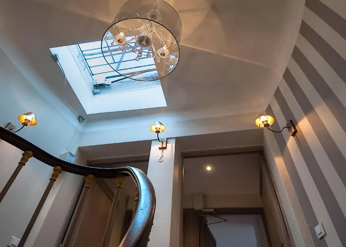 Cluny Square Paříž