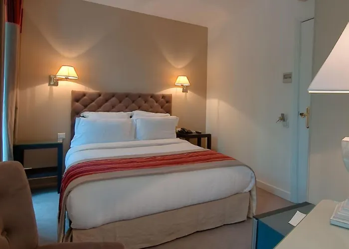Cluny Square Hotel Paříž