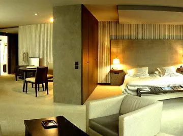 Cluny Square Hotel París