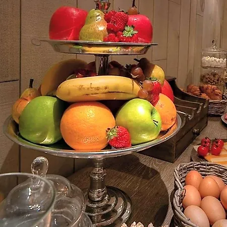 Hotel Cluny Square 3*