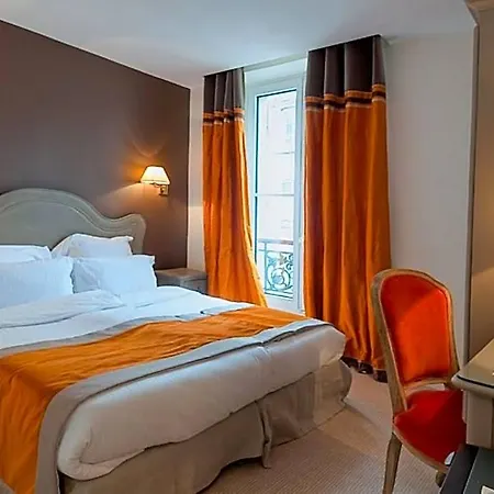 Cluny Square Paris