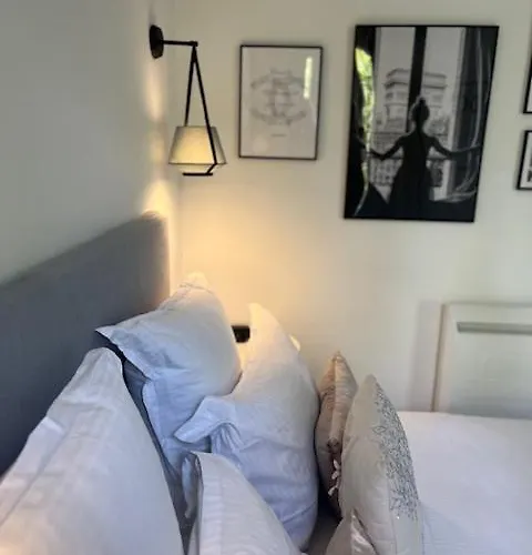 Hotel Cluny Square 3*