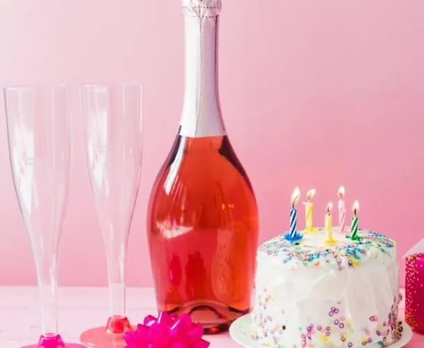 Cluny Square Szálloda 3*