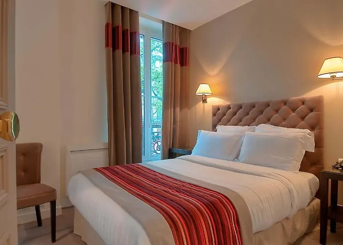 Cluny Square 3* Paryż