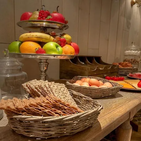 Hotel Cluny Square 3*