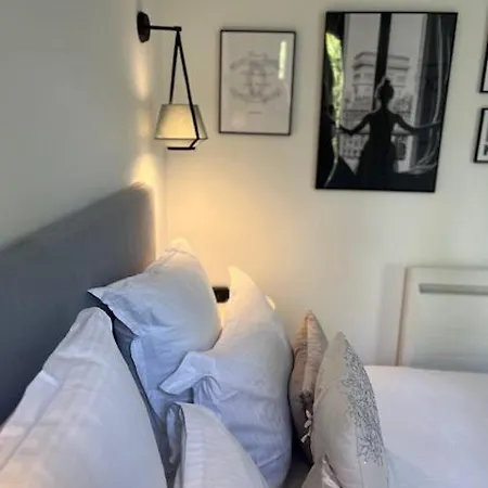 Hotel Cluny Square 3*