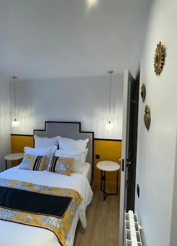 Hotel Cluny Square