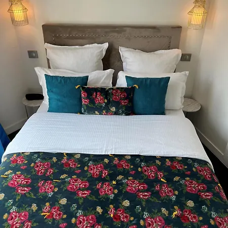 Otel Cluny Square